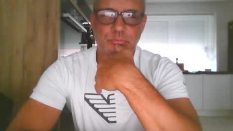 topsecreton online show from July 7, 5:42 am