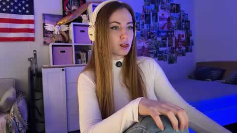 Lina  Next stream January 4  11am UTC 0 online show from July 28, 2:35 pm