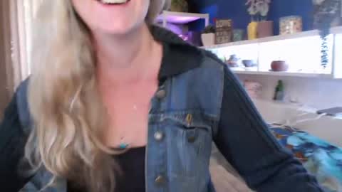 Milly online show from July 23, 2:09 am