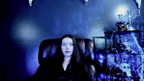 toxicdomme online show from April 6, 5:14 pm