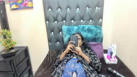 toxicfantasy4u online show from June 19, 9:21 pm