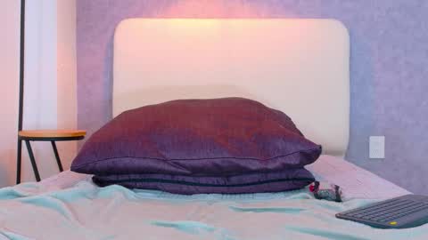 tracielowe_w online show from February 7, 9:07 pm