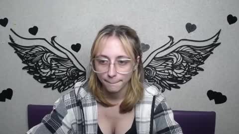 TracyLeeBB online show from November 18, 2:42 pm