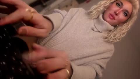 ALMIGHTY GODDESS VALENTINA online show from November 2, 3:45 pm