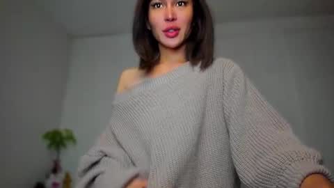 ALMIGHTY GODDESS VALENTINA online show from July 30, 7:53 am