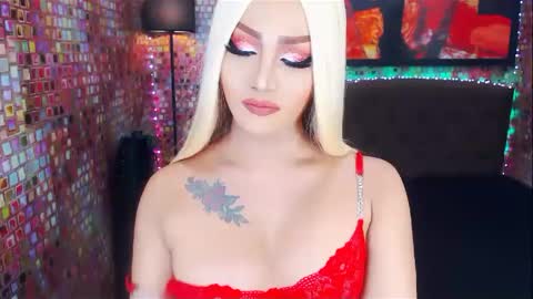 KYLIE BELLA  TS online show from February 12, 2:14 am