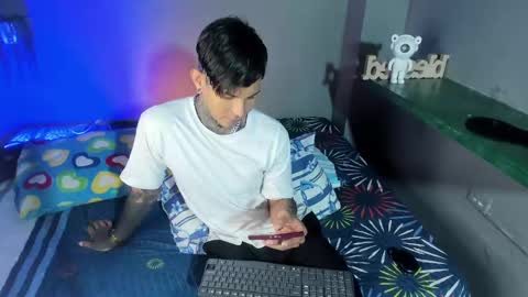Snapshot of travistanner28 chatting on September 8, 11:26 pm TRAV - INDEPENDENT MODEL online show from September 8, 11:26 pm