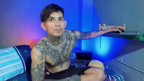Snapshot of travistanner28 chatting on September 16, 10:46 pm TRAV - INDEPENDENT MODEL online show from September 16, 10:46 pm