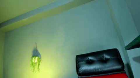 Snapshot of travistanner28 chatting on September 20, 1:41 am TRAV - INDEPENDENT MODEL online show from September 20, 1:41 am