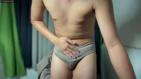 trebz_01 online show from March 22, 2:43 pm