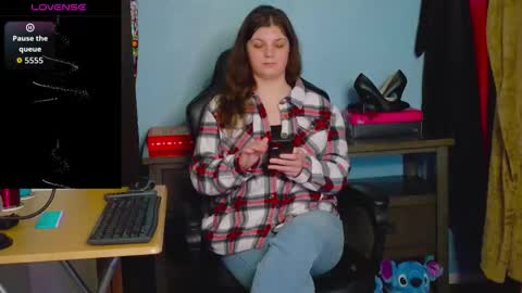 TreeJeanne online show from December 14, 8:04 pm