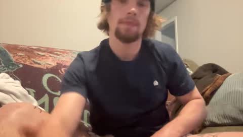 treeman817 online show from December 24, 7:22 pm