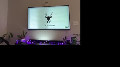 treistreet online show from October 13, 10:39 am