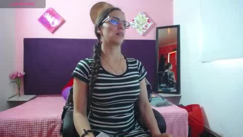 Treisy online show from March 14, 1:04 pm