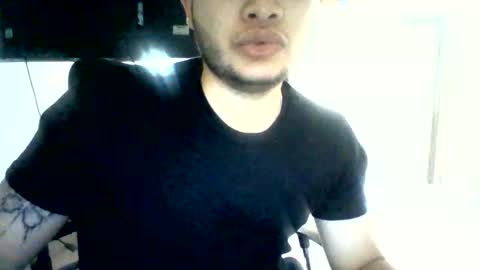 trejosdairon84 online show from May 24, 2:45 pm