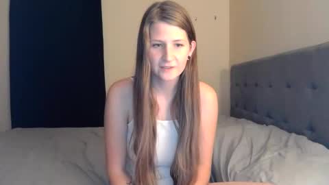 tressabelle online show from November 10, 1:19 am