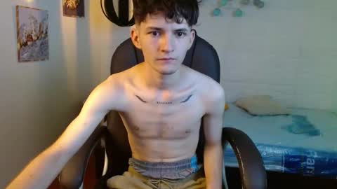 trevor_mob online show from March 2, 7:31 pm