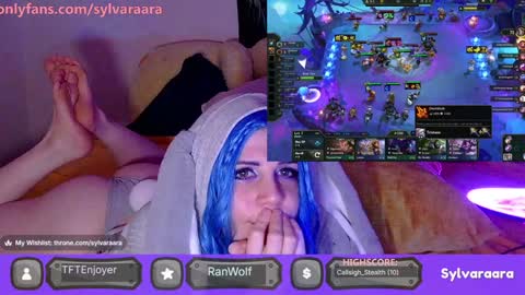 Cassie online show from January 8, 2:28 am