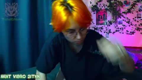 trickykitsune online show from July 11, 4:10 pm