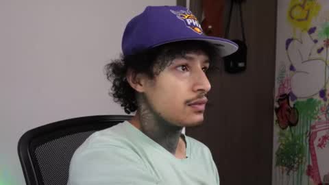 - trieone online show from March 18, 5:08 pm