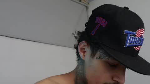 - trieone online show from February 10, 4:19 am