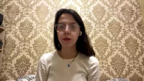 May online show from January 19, 4:06 pm