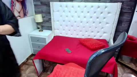 SOFIA online show from June 12, 10:42 pm