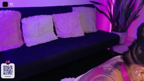 Val martinez  online show from March 11, 1:52 am