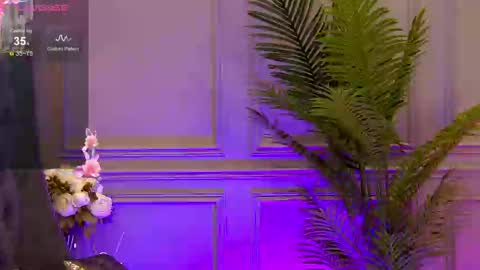 trisha_winslet online show from February 21, 8:07 am