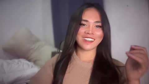 Trishia00 online show from January 19, 10:25 am