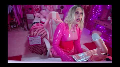 trista_doll online show from February 4, 3:33 am