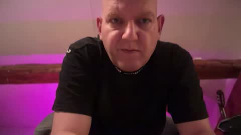 Triton online show from October 29, 1:29 am