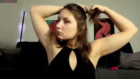 trixibell online show from June 16, 4:16 am