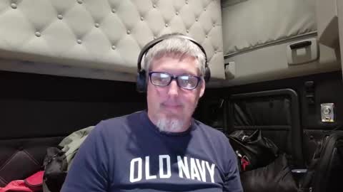 TiggerLover73 online show from November 4, 1:51 am