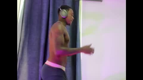 Troy Khalil online show from February 10, 6:22 pm