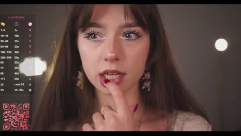 Grace online show from March 31, 10:21 pm