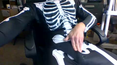 truk1976 online show from January 6, 1:52 pm