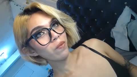 billie online show from November 4, 7:42 am