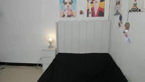 tsjanna_talks online show from May 7, 11:17 am