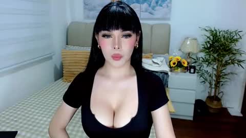 Graciella online show from November 19, 8:13 am