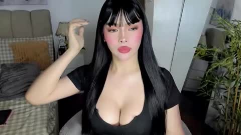 Graciella online show from April 18, 10:50 am