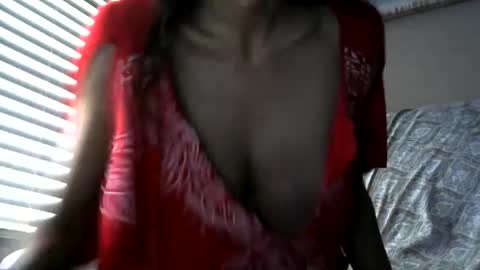 Steffany VonRoe online show from January 10, 7:32 pm