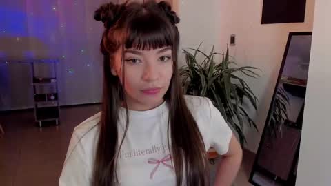 Tsuky online show from March 4, 2:49 am