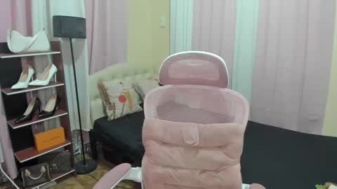 tsuncutmargauxx online show from September 9, 1:33 pm