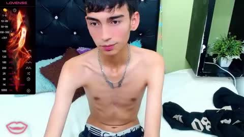 ttimy online show from February 20, 8:58 pm