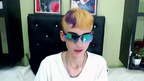 ttimy online show from March 8, 2:34 am