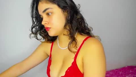 Snapshot of tugataoficial19 chatting on October 3, 1:59 am estrella online show from October 3, 1:59 am