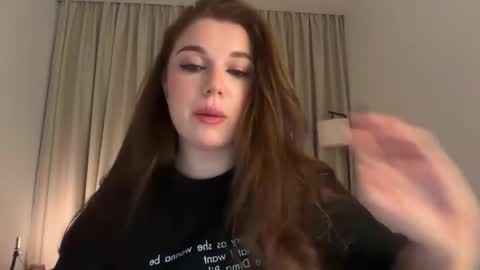 Ariana online show from March 22, 7:40 pm