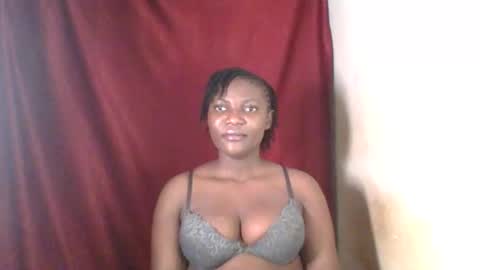 Snapshot of twerker_lyly chatting on September 12, 3:19 am twerker_lyly online show from September 12, 3:19 am