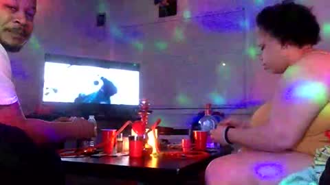 Twin and Lea online show from January 19, 2:36 am